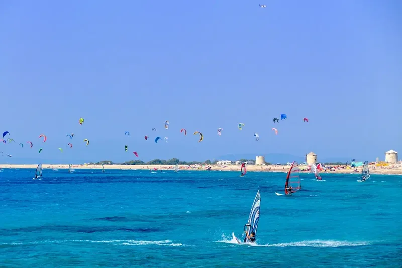 Kitesurfing la Agios Ioannis