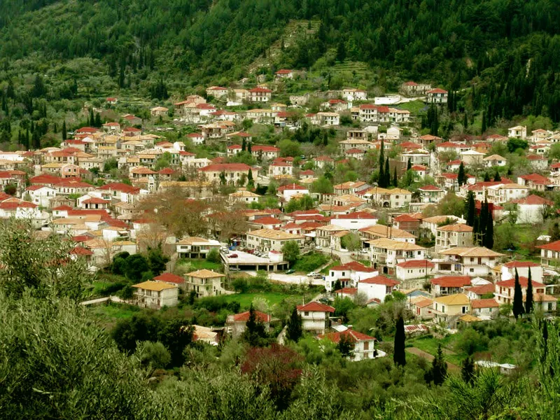 Tur cultural în satele de munte (Karya)